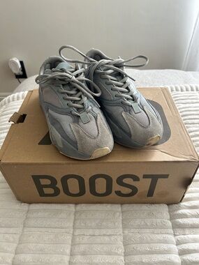 Yeezy Boost 700 in Grey with Orange Accents. Size 6 women shoes